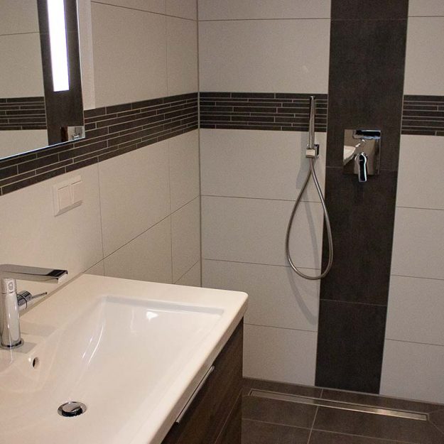 Sanit#rfirma Bruchsal RM Heizungsbau GmbH gestalten Bäder nach Kundenwunsch